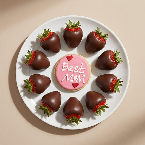 Best Mom Cookie & Dark Dipped Strawberries Bundle
